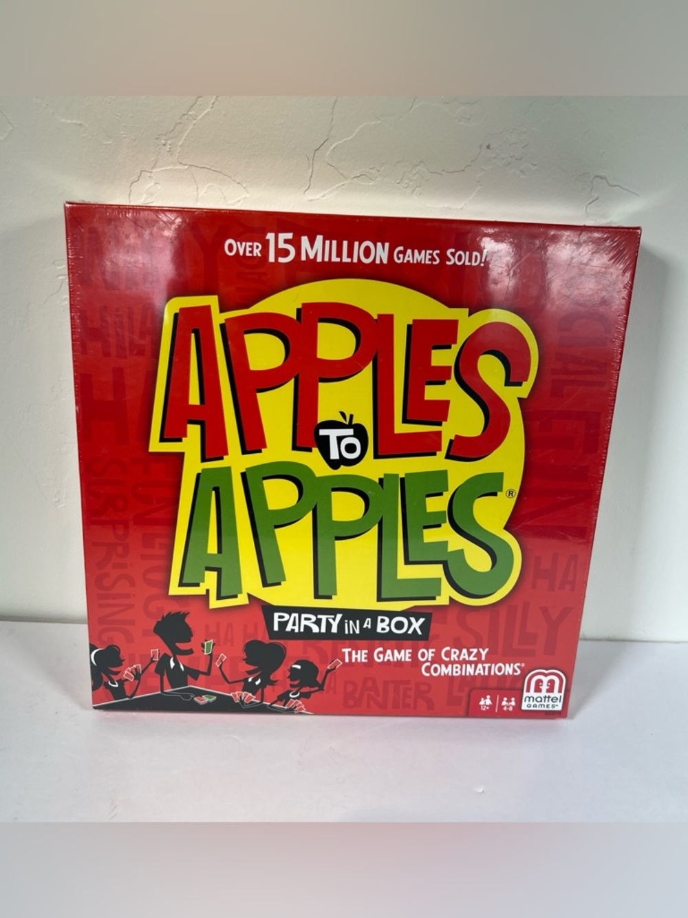 Mattel Apples To Apples Party In A Box Family Card Game New Sealed Ages 12+